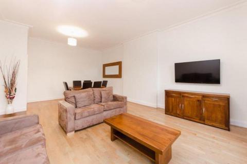2 bedroom apartment to rent, Albany Street, London NW1