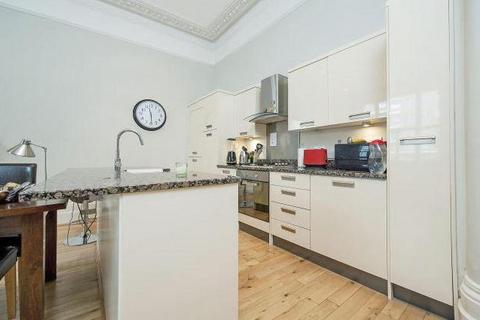 2 bedroom apartment to rent, Bird Street, London W1U