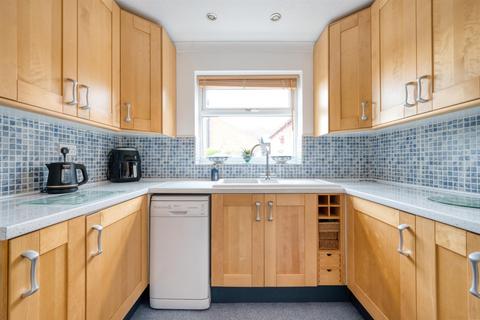 18 Yokecliffe Hill, Wirksworth, Matlock, DE4 4PE