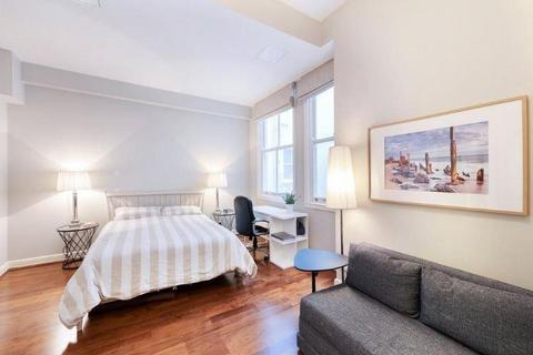 2 bedroom apartment to rent, Duke Street, London W1U