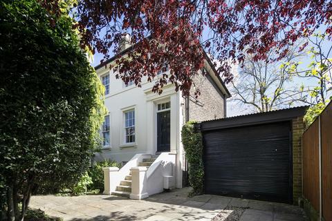 4 bedroom semi-detached house for sale, Highshore Road, Peckham, SE15