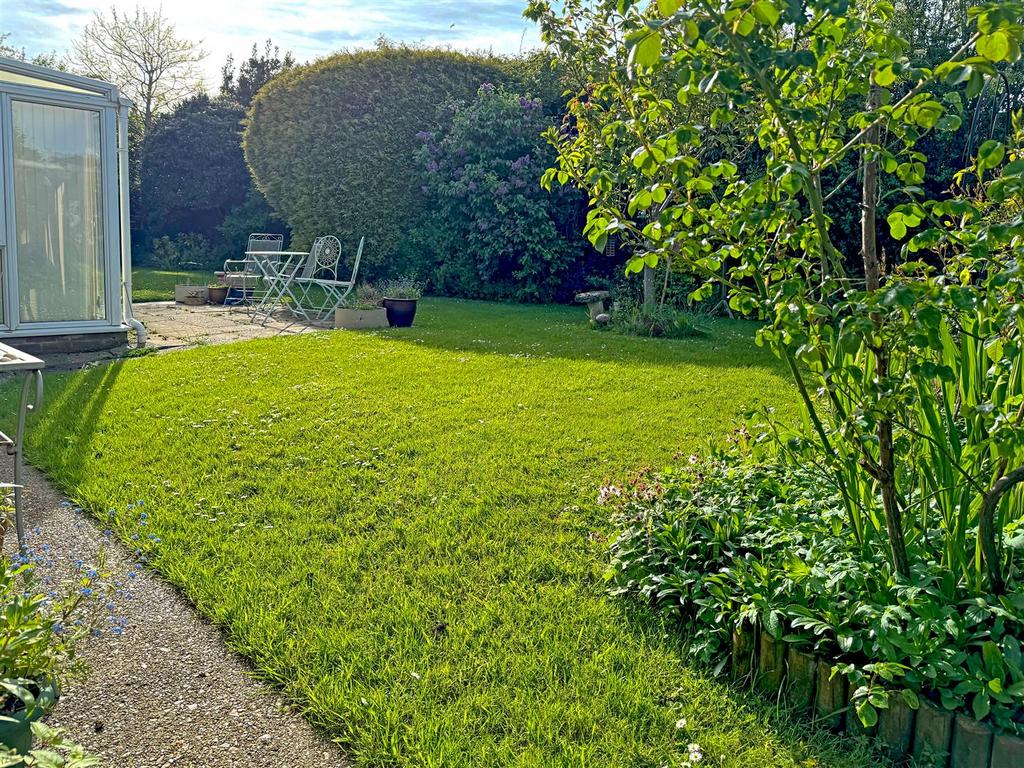 Garden2.jpg