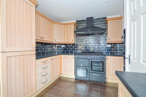 3 bedroom semi-detached house for sale, Clarke Crescent, Normanton WF6