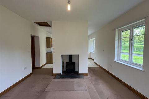 2 bedroom semi-detached bungalow to rent, Buttercrambe, York
