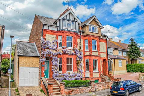 4 bedroom semi-detached house for sale, Horsecroft Road, Boxmoor, HP1