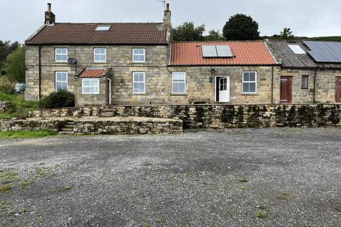 5 bedroom semi-detached house to rent, Topstone Farm, Aislaby