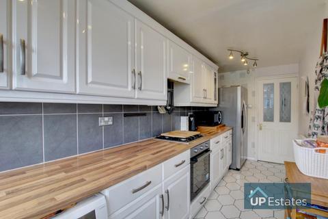 3 bedroom terraced house for sale, Hipswell Highway, Wyken, Coventry