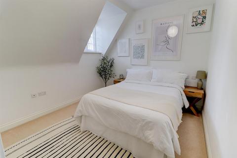 2 bedroom apartment for sale, John Cullis Gardens, Leamington Spa