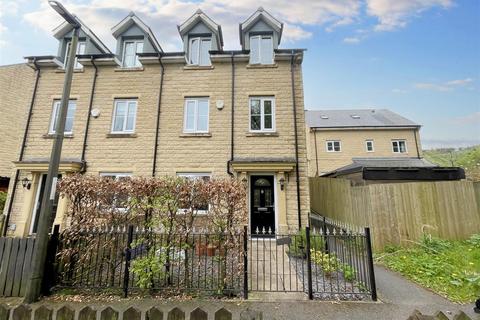 4 bedroom semi-detached house for sale, Carr Road, Buxton