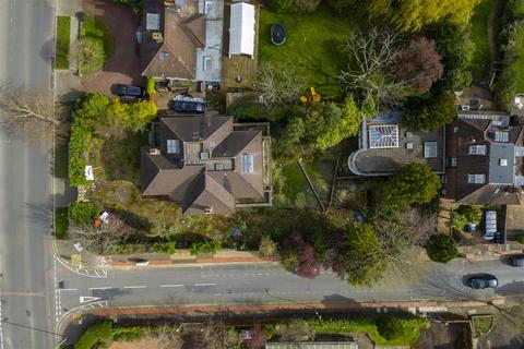 undefined, The Bishops Avenue, N2