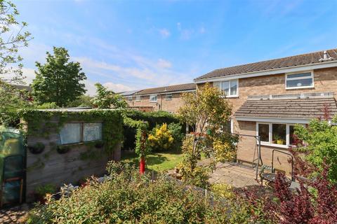 3 bedroom end of terrace house for sale, Capella Path, Hailsham
