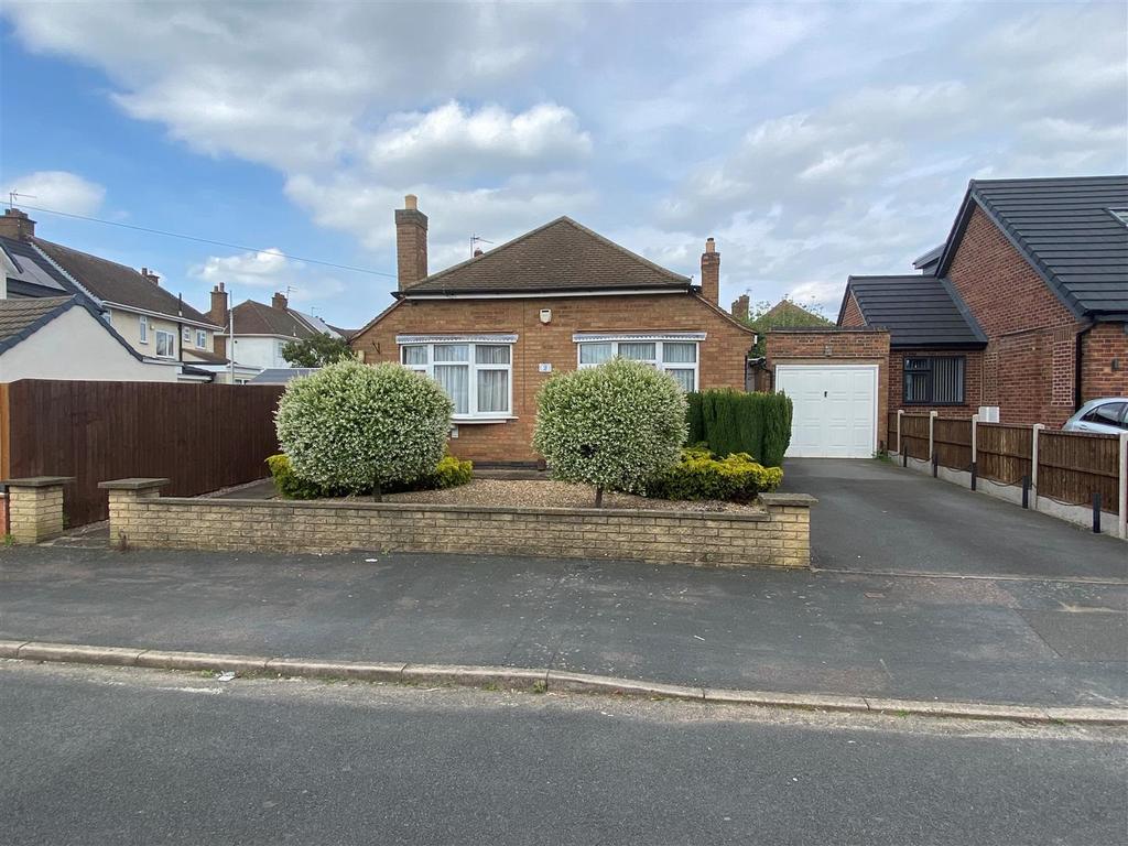 Northdown Drive, Thurmaston, Leicester 2 bed detached bungalow for sale