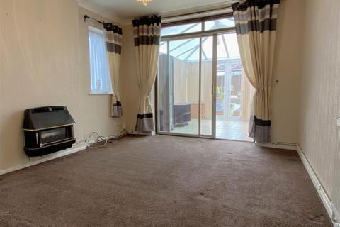 2 bedroom detached bungalow for sale, Northdown Drive, Thurmaston, Leicester