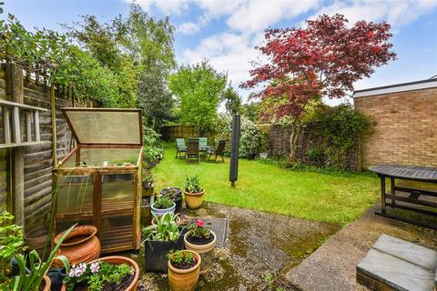 3 bedroom semi-detached house for sale, Avon Crescent, Halterworth, Romsey, Hampshire