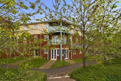 2 bedroom flat for sale, Russell Walk, Exeter