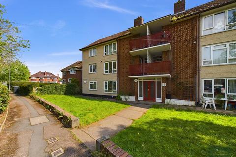 2 bedroom flat for sale, Brook Close, Exeter