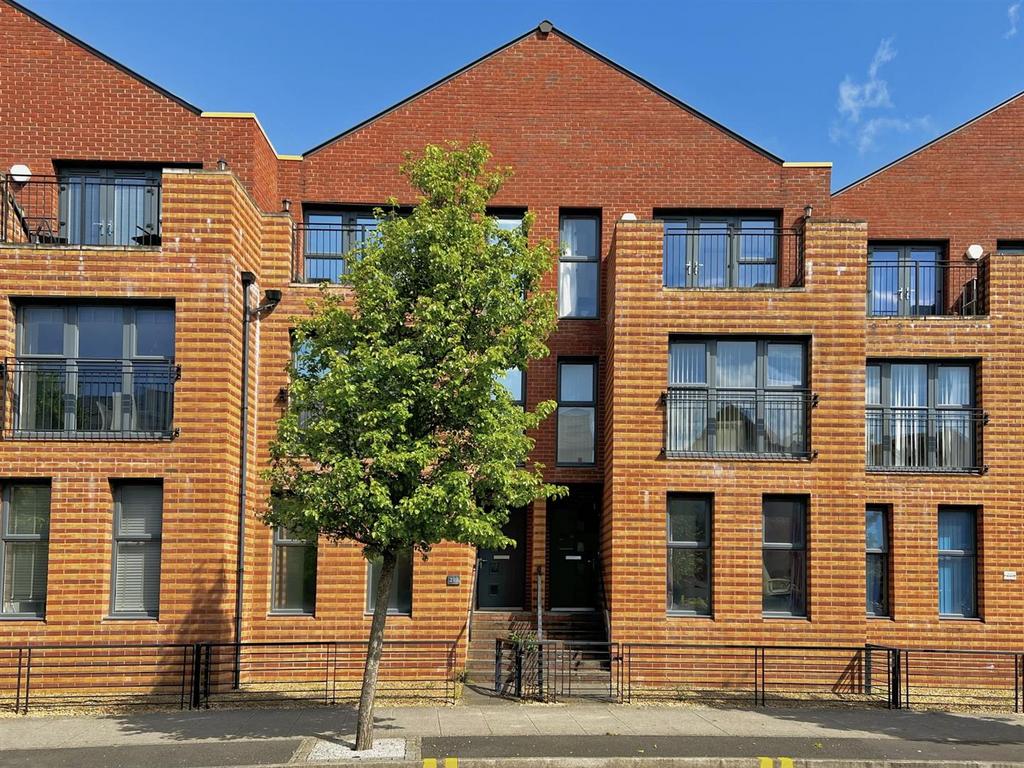 Langdon Road, Swansea 3 bed townhouse for sale £355,000