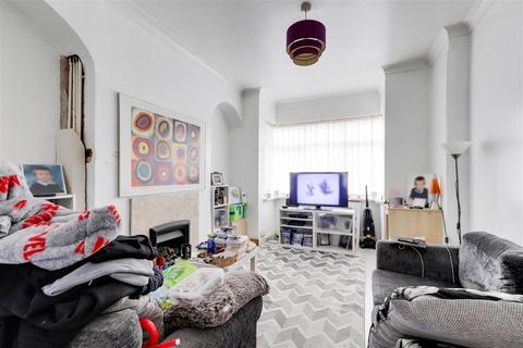 2 bedroom end of terrace house for sale, Curzon Avenue, Carlton NG4