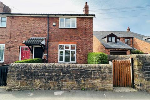 2 bedroom terraced house to rent, Black Road, Macclesfield