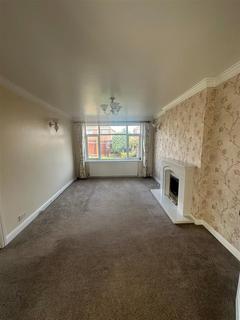 2 bedroom semi-detached bungalow to rent, Mill Garth Cleethorpes