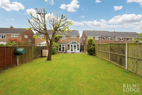 3 bedroom semi-detached house for sale, Goshawk Drive, Chelmsford