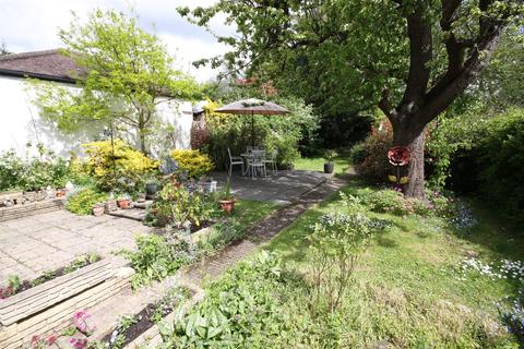29 Forest Way, Orpington, BR5 2AG