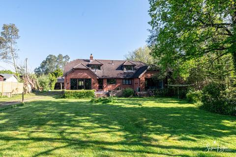 4 bedroom detached house for sale, Lushington Hill, Wootton Bridge