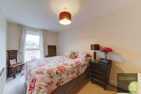 2 bedroom apartment to rent, Westbury Street, Elland