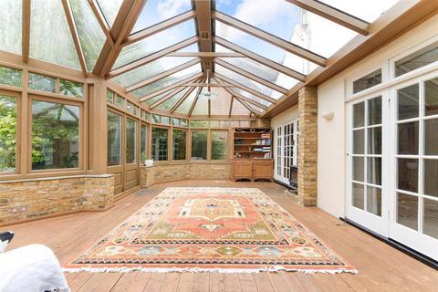 63 Ashley Road, Epsom, KT18 5BN
