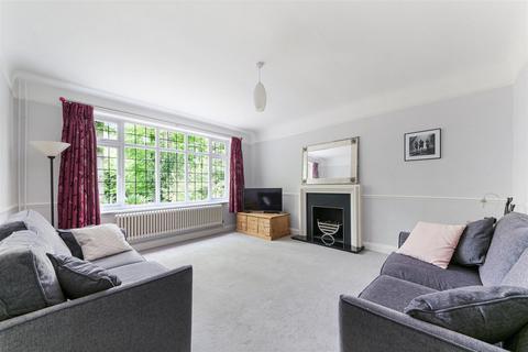 63 Ashley Road, Epsom, KT18 5BN