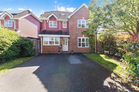 38 Manor Crescent, Epsom, KT19 7EF