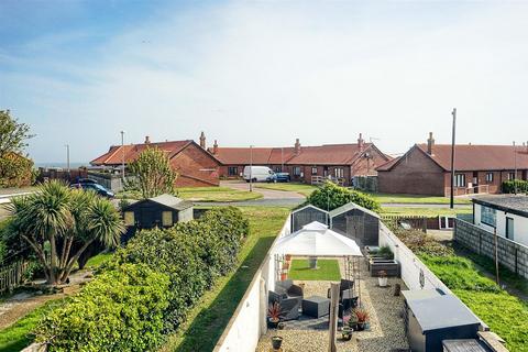 3 bedroom end of terrace house for sale, North Road, Withernsea