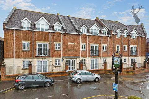 2 bedroom apartment for sale, Forest Drive, Theydon Bois,