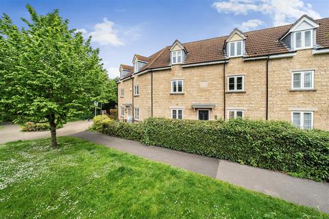 4 bedroom terraced house for sale, School Road, Calne