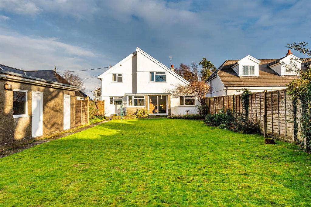 Easterfield Drive, Southgate... 3 bed detached house for sale - £495,000