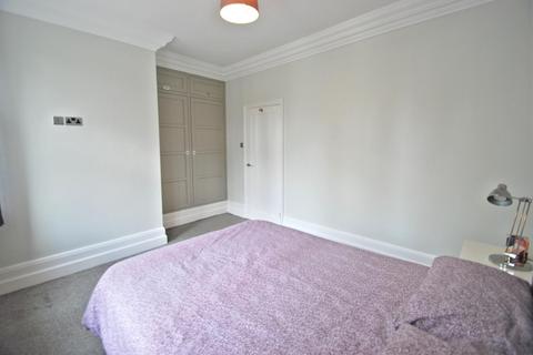 2 bedroom apartment to rent, Adlington Road, Wilmslow