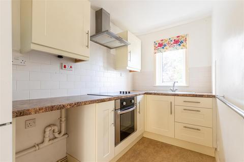 1 bedroom flat to rent, Lambourne Rise, Scunthorpe
