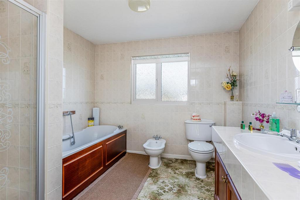 A21 - Annexe Bathroom