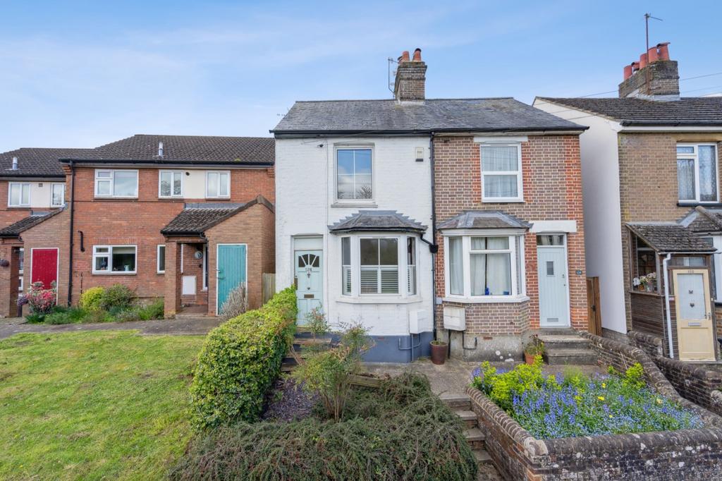 Bois Moor Road, Chesham, Bucks, HP5 2 bed semidetached house for sale