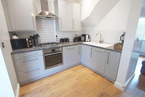 2 bedroom terraced house for sale, Hickstars Lane, Billericay CM12