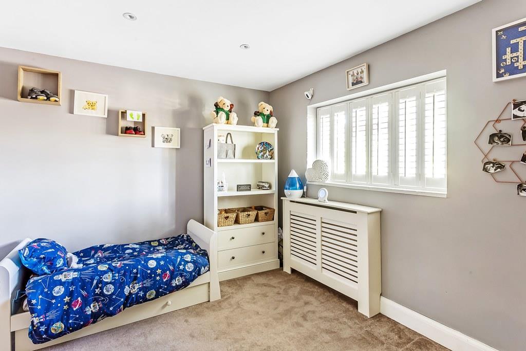 28-Clare-Crescent-16.jpg