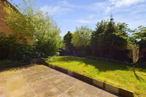 9 Alders Green, Gloucester, GL2 9HJ