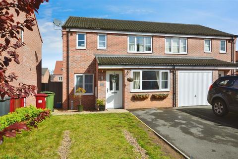 3 bedroom semi-detached house for sale, Woodside Drive, Scunthorpe