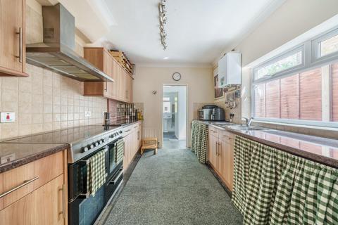 27 Chancelot Road, London, SE2 0NB