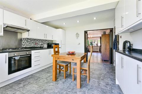 4 Cedars, Banstead, SM7 3JB