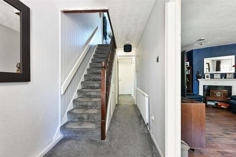 4 Cedars, Banstead, SM7 3JB