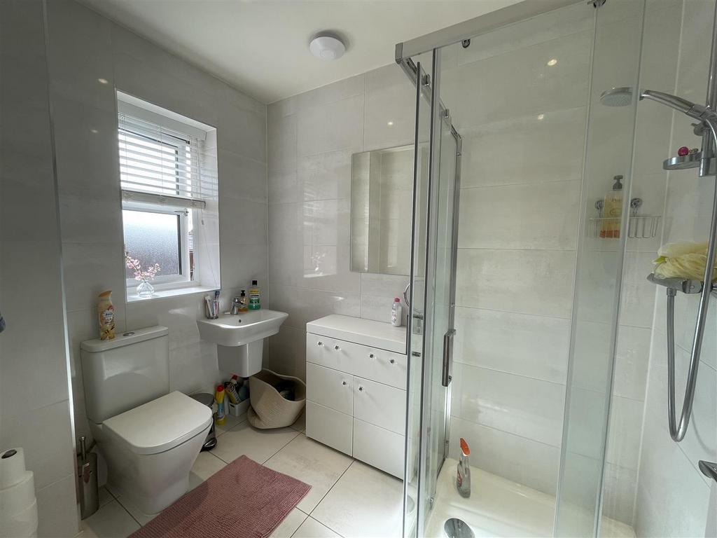 En suite shower room