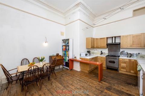 4 bedroom ground floor flat for sale, Adelaide Mansions, Hove
