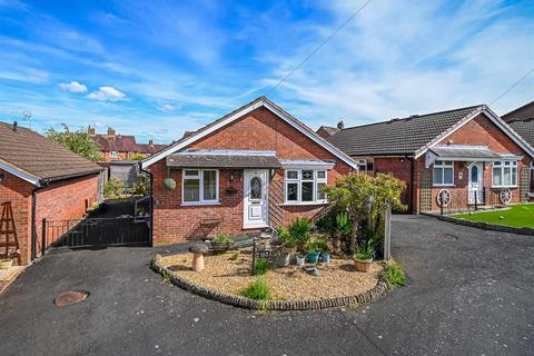 3 bedroom detached bungalow for sale, 105 Hook Farm Road, Bridgnorth