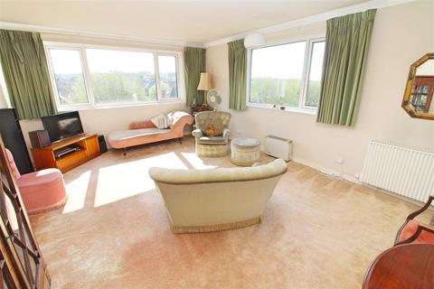 2 bedroom apartment for sale, Cromwell Court, Cromwell Road, Hove